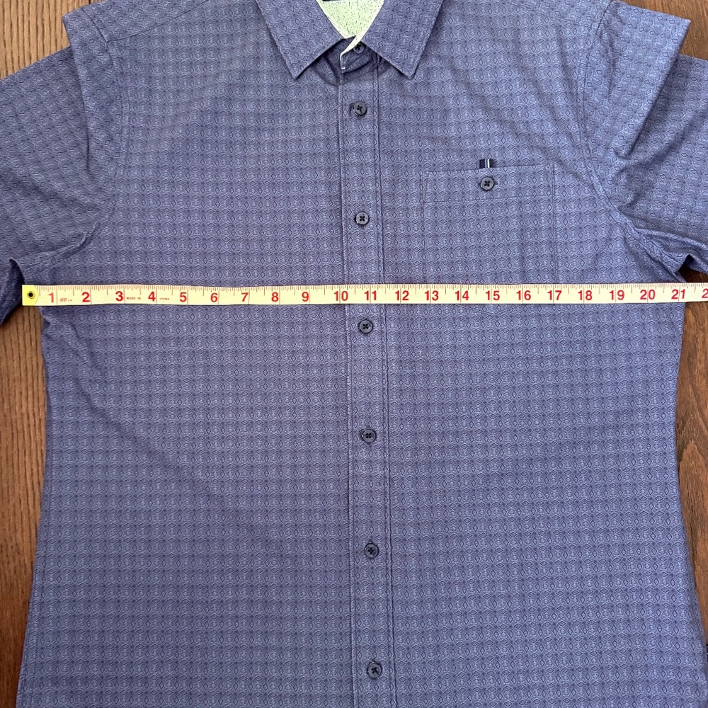 7 Diamonds 4-Way Stretch Short Sleeve Button-Down - Men’s Medium - Picture 4 of 7